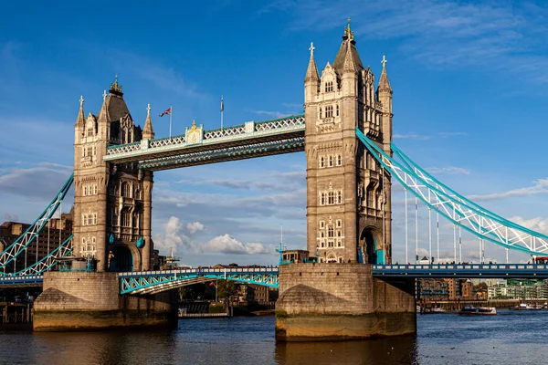 Tower Bridge London England — Zdjęcie stockowe