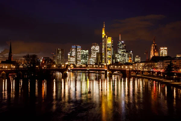 Skyline Van Frankfurt Bij Zonsondergang — Stockfoto