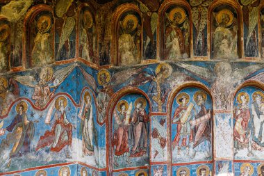 Romanya 'daki Mizah Manastırı' nın resimleri
