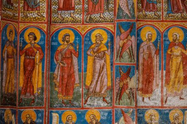Romanya 'daki Mizah Manastırı' nın resimleri
