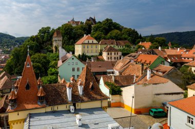 Transilvanya 'nın tarihi Sighisoara kenti Romanya