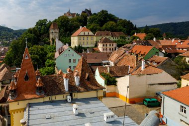 Transilvanya 'nın tarihi Sighisoara kenti Romanya