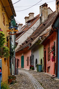 Transilvanya 'nın tarihi Sighisoara kenti Romanya