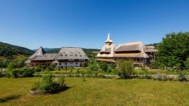 Romanya 'daki Maramures Barsana Manastırı