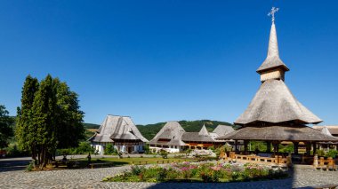 Romanya 'daki Maramures Barsana Manastırı