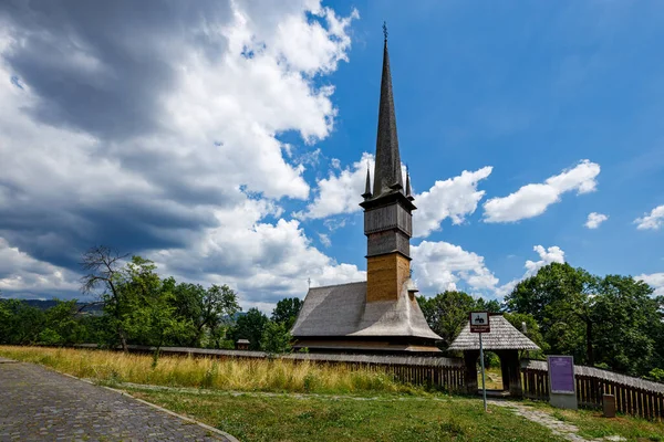 Wooden Church Surdesti Maramures Romania — Foto de Stock