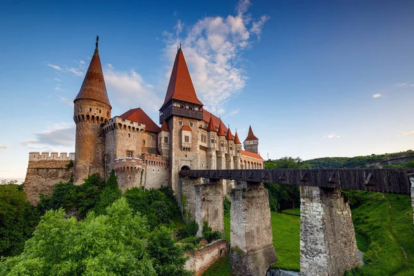 Corvin Castle n Hunedoara n Romania