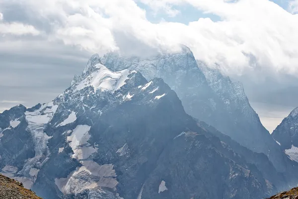 Montagna Dombai — Foto Stock