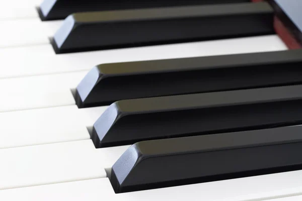 Ключи для фортепиано — стоковое фото