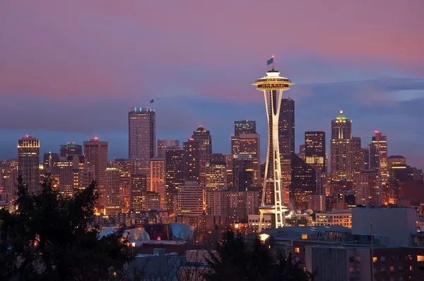 Salida del sol en Seattle Skyline — Foto de Stock