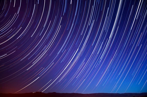 Sky Trails Over Mt. Hamilton — Stock Photo, Image