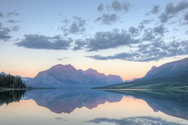 Riflessione sul lago di Santa Maria all'alba Fotografia Stock