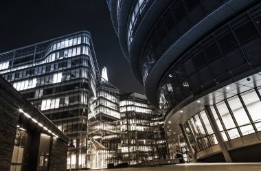 Londra gökdelenler ve Belediye Binası