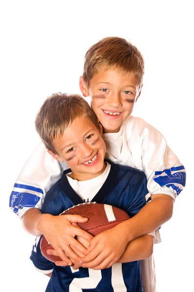 Twee-voetbal-jongens-geïsoleerd — Stockfoto