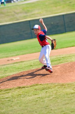 küçük lig baseball sürahi