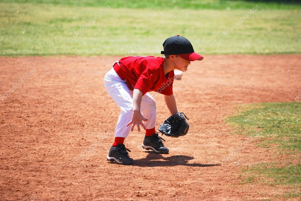 ᐈ Youth baseball uniforms stock images, Royalty Free little league player  photos | download on Depositphotos®