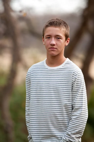 Sad teen outdoors — Stock Photo, Image