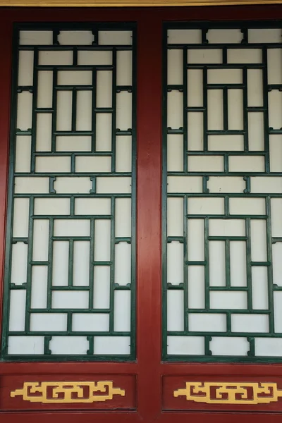 中国の歴史的な建物のウィンドウ — ストック写真