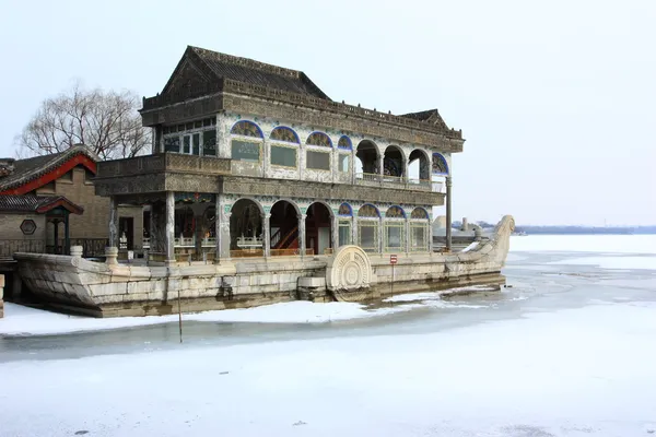 Paisaje del Palacio de Verano en invierno — Foto de Stock