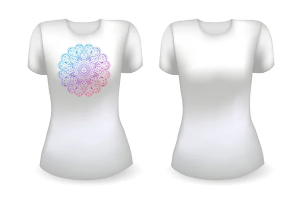 Blankes weißes Frauen T-Shirt mit realistischer Vorlage und weißes T-Shirt mit Mandala. Hallo Sommerabzeichen. Vektor — Stockvektor
