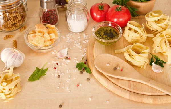 Zutaten für italienische Pasta — Stockfoto