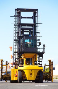 Konteyner Forklift istifleme
