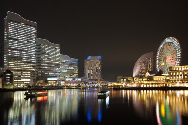 Geceleri ışıklı liman Köprüsü