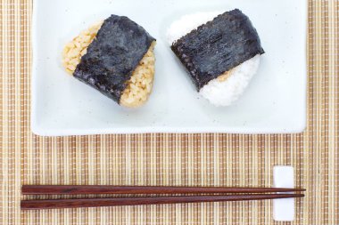 Japon mutfağı, pirinç topları onigiri 
