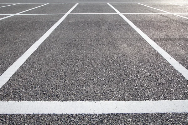 Acres of empty parking spaces — Stock Photo, Image