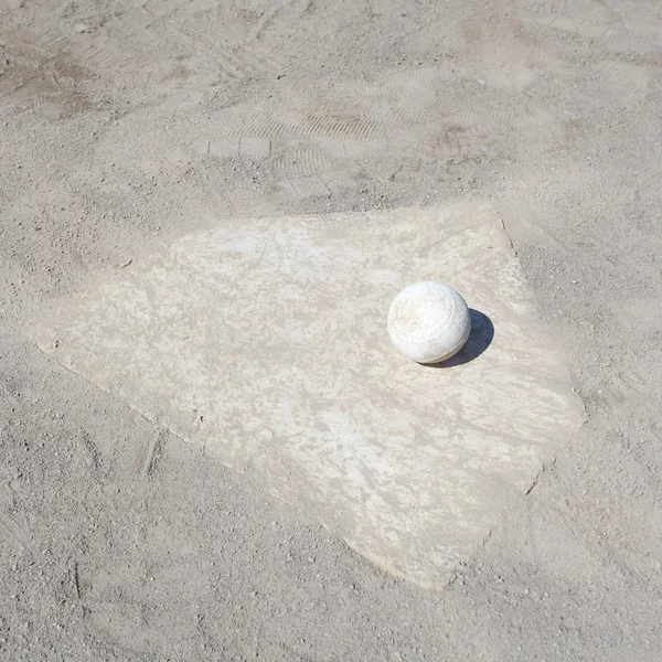 Baseball on the Pitchers Mound — Stock Photo, Image