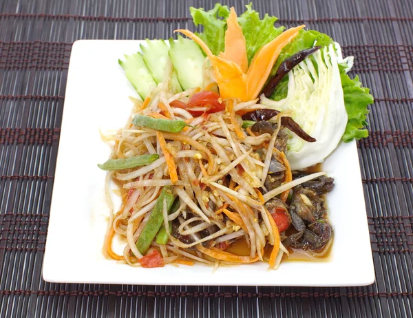 Foodthai papaja salade serveren met — Stockfoto