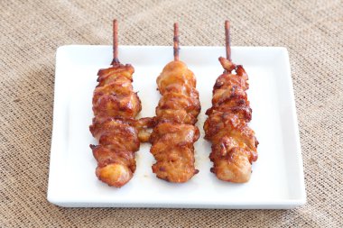 lezzetli Asya tavuk satay