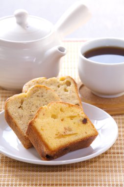 Çayla birlikte kek. 