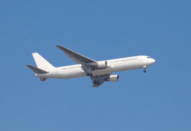 sivil jet uçağı iniş