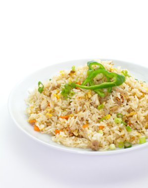 Kızarmış pirinç.