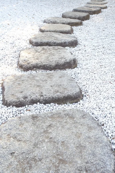 Kamienna ścieżka Zen — Zdjęcie stockowe