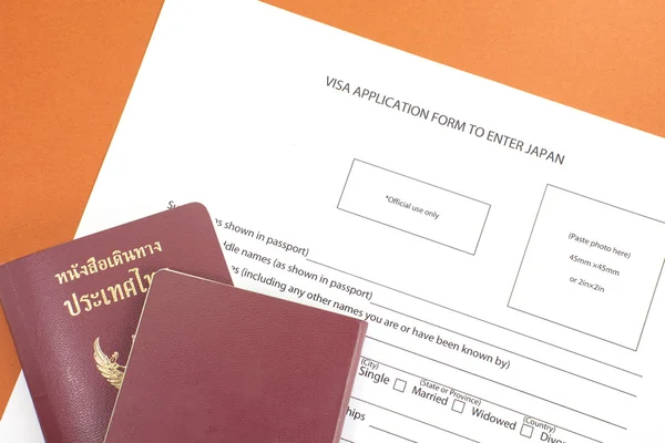 Filling visa papers — Stock Photo, Image