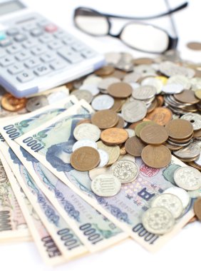 Japonca yen notları.