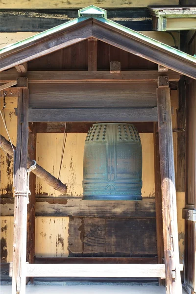 Fachada marrón de madera vieja — Foto de Stock