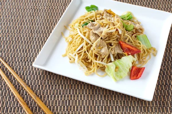 Chinese food, fried noodle — Stock Photo, Image