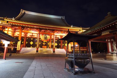 Japon kırmızı pagoda, Tokyo