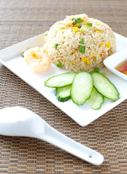 Kızarmış karides.