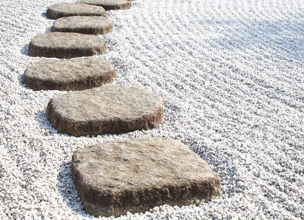 Caminho de pedra zen — Fotografia de Stock