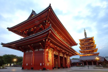 Japon kırmızı pagoda, Tokyo