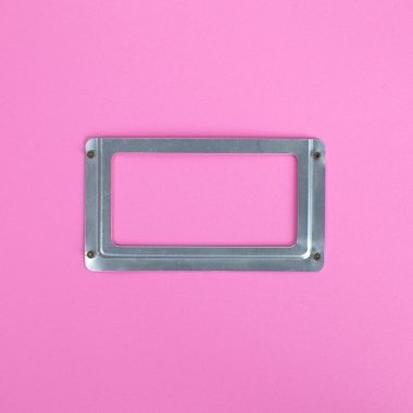 Gümüş metal isim levhası