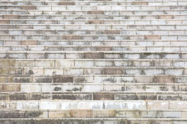 Eski gri merdiven beton