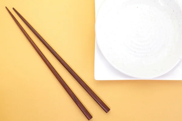 Chopsticks e mesa asiática configuração — Fotografia de Stock