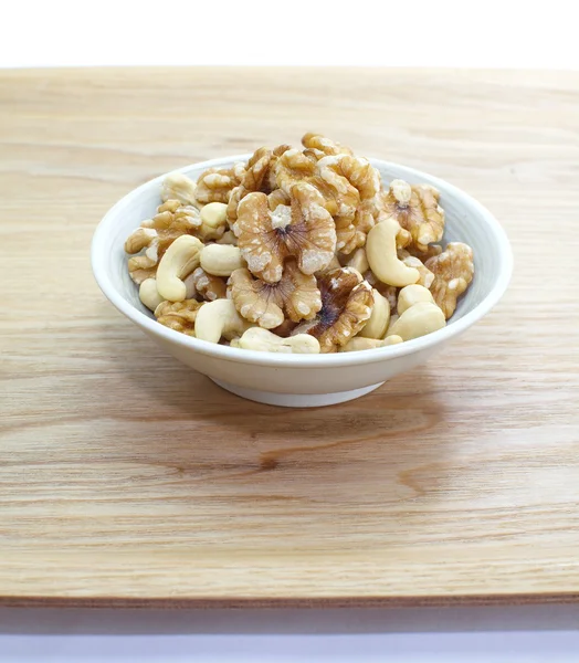 Mixed Nuts , Cashew nuts and walnuts — Stock Photo, Image
