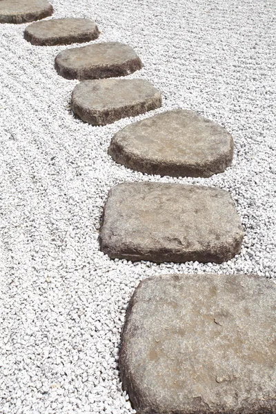 Zen taş yolu — Stok fotoğraf