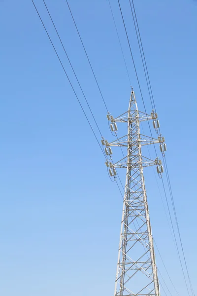 Derrick distribution of electricity — Stock Photo, Image